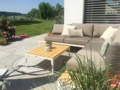 Beliani Puutarhasohva Ja Sohvapöytä POSITANO 17 Beliani Puutarhasohva Ja Sohvapöytä POSITANO -Ulkokalusteet myymälä undef src sa picid 739896 type whitesh image 2