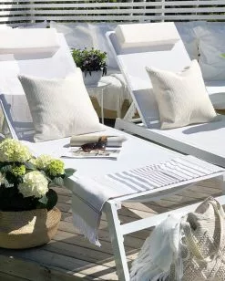 Beliani Aurinkotuoli Alumiini Valkoinen CATANIA II -Ulkokalusteet myymälä undef src sa picid 771041 type whitesh image