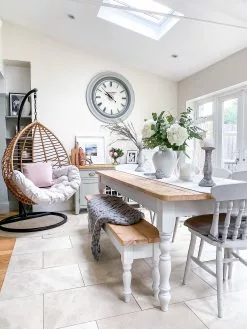 Beliani Riipputuoli Jalustalla Polyrottinki Luonnonväri ARSITA -Ulkokalusteet myymälä undef src sa picid 784692 type whitesh image