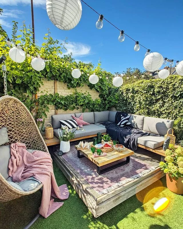 Beliani 5-istuttava Ulkosohvaryhmä Akasiapuu Tummanharmaa MYKONOS - Image 7