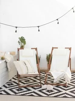 Beliani Tumma Akaasiapuinen Aurinkotuoli Kermanvärisellä Kankaalla AVELLINO -Ulkokalusteet myymälä undef src sa picid 802753 type whitesh image