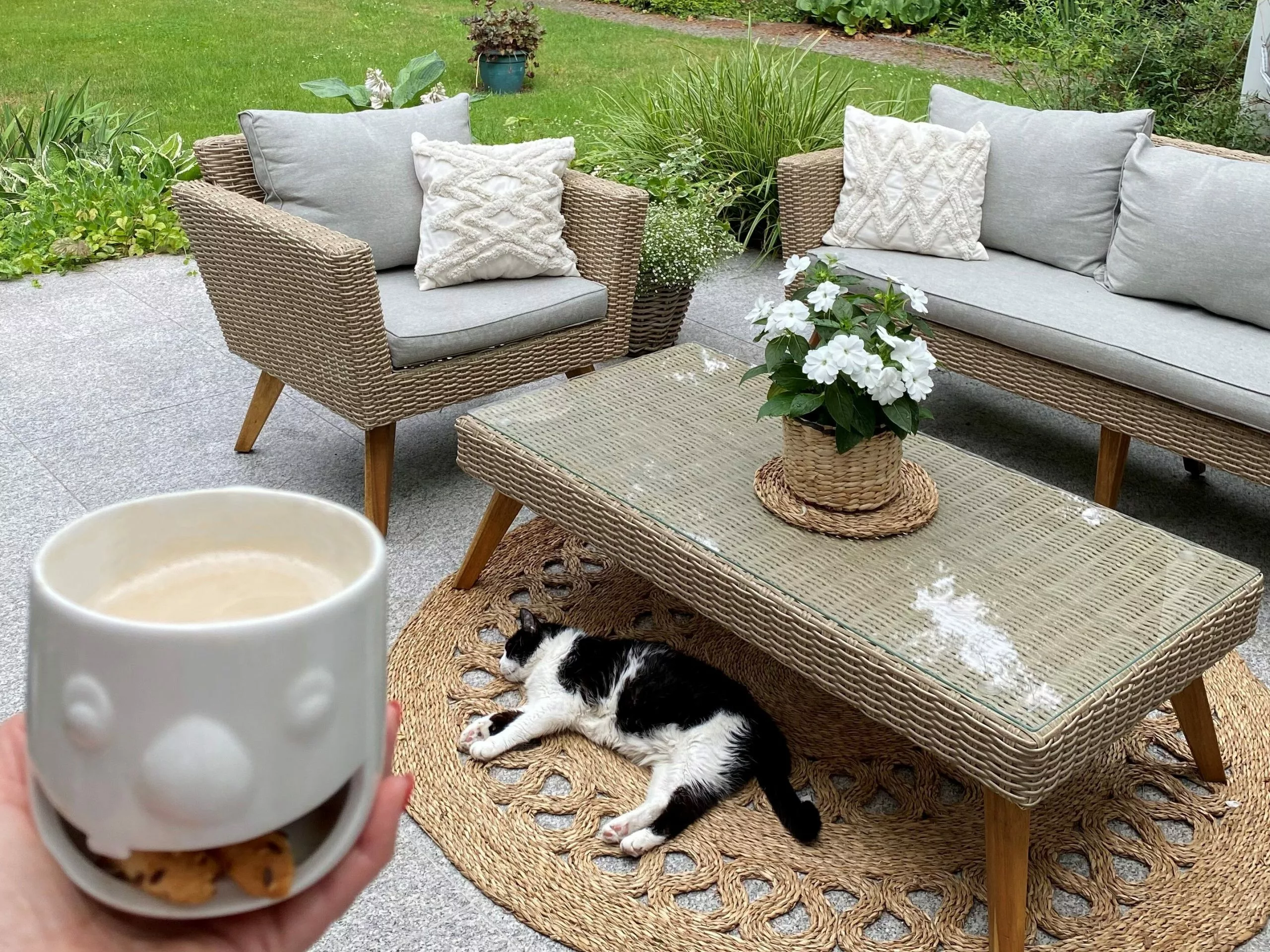 Beliani 5-istuttava Ulkosohvaryhmä Polyrottinki Harmaa VITTORIA XL - Image 9