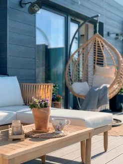 Beliani 4-istuttava Ulkosohvaryhmä Akasiapuu Vasenk. Valkoinen CREMONA -Ulkokalusteet myymälä undef src sa picid 810503 type whitesh image