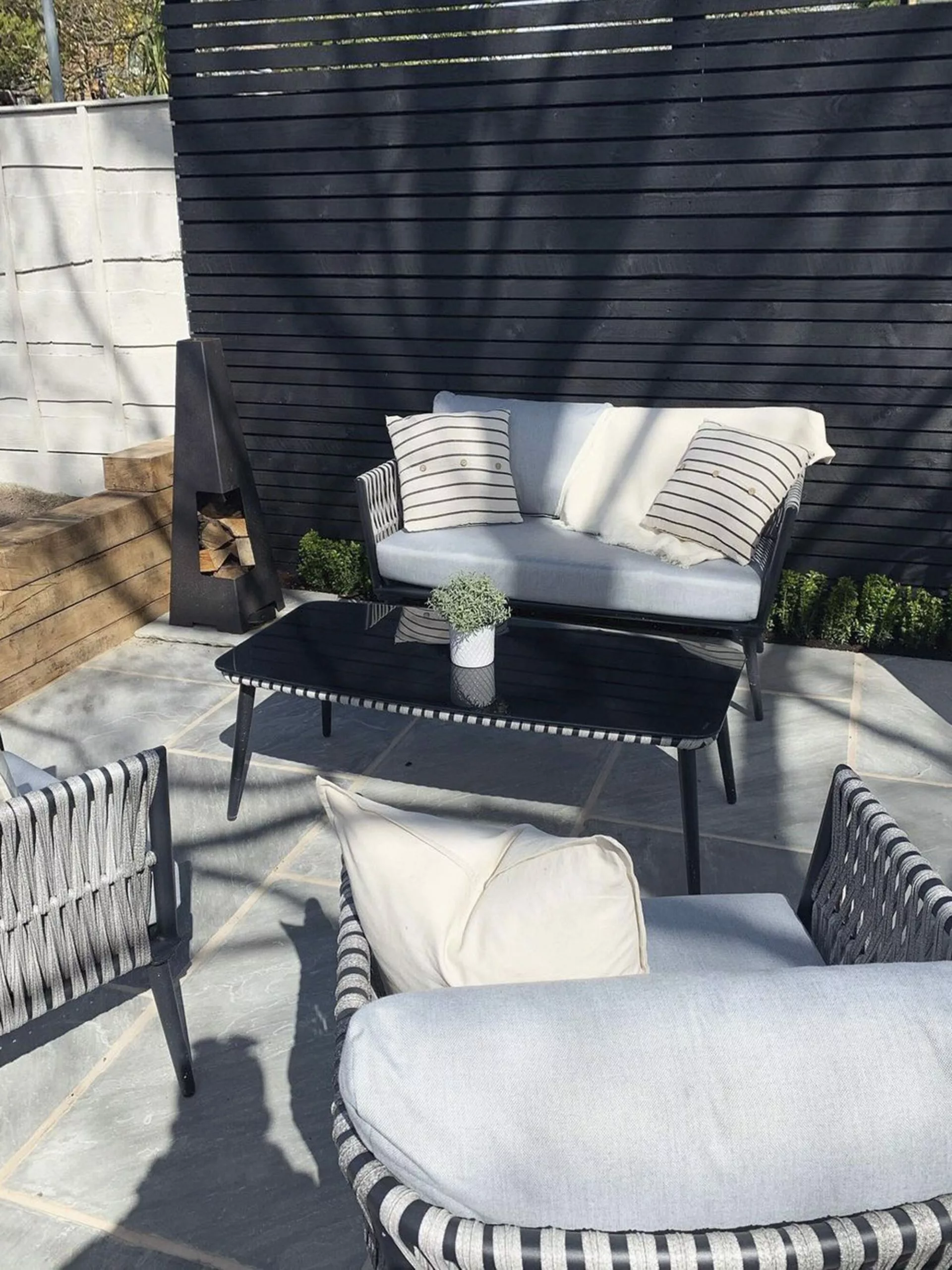 Beliani Puutarhapöytäryhmä Harmaa/musta PREVEZA - Image 8