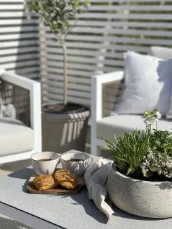 Beliani 5-istuttava Ulkosohvaryhmä Alumiini Valkoinen/ruskea BORELLO -Ulkokalusteet myymälä undef src sa picid 811062 type whitesh image 1