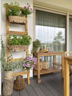 Beliani Tarjoiluvaunu Vaalea Akasiapuu SASSARI 14 Beliani Tarjoiluvaunu Vaalea Akasiapuu SASSARI -Ulkokalusteet myymälä undef src sa picid 811096 type whitesh image