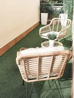 Beliani 2-istuttava Bistrosetti Polyrottinki Luonnonväri TRESTINA -Ulkokalusteet myymälä undef src sa picid 817601 type whitesh image