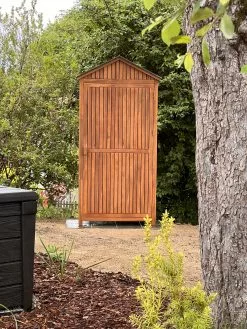 Beliani Puutarhakaappi Akasiapuu Ruskea 100 X 200 Cm SAVOCA -Ulkokalusteet myymälä undef src sa picid 824431 type whitesh image