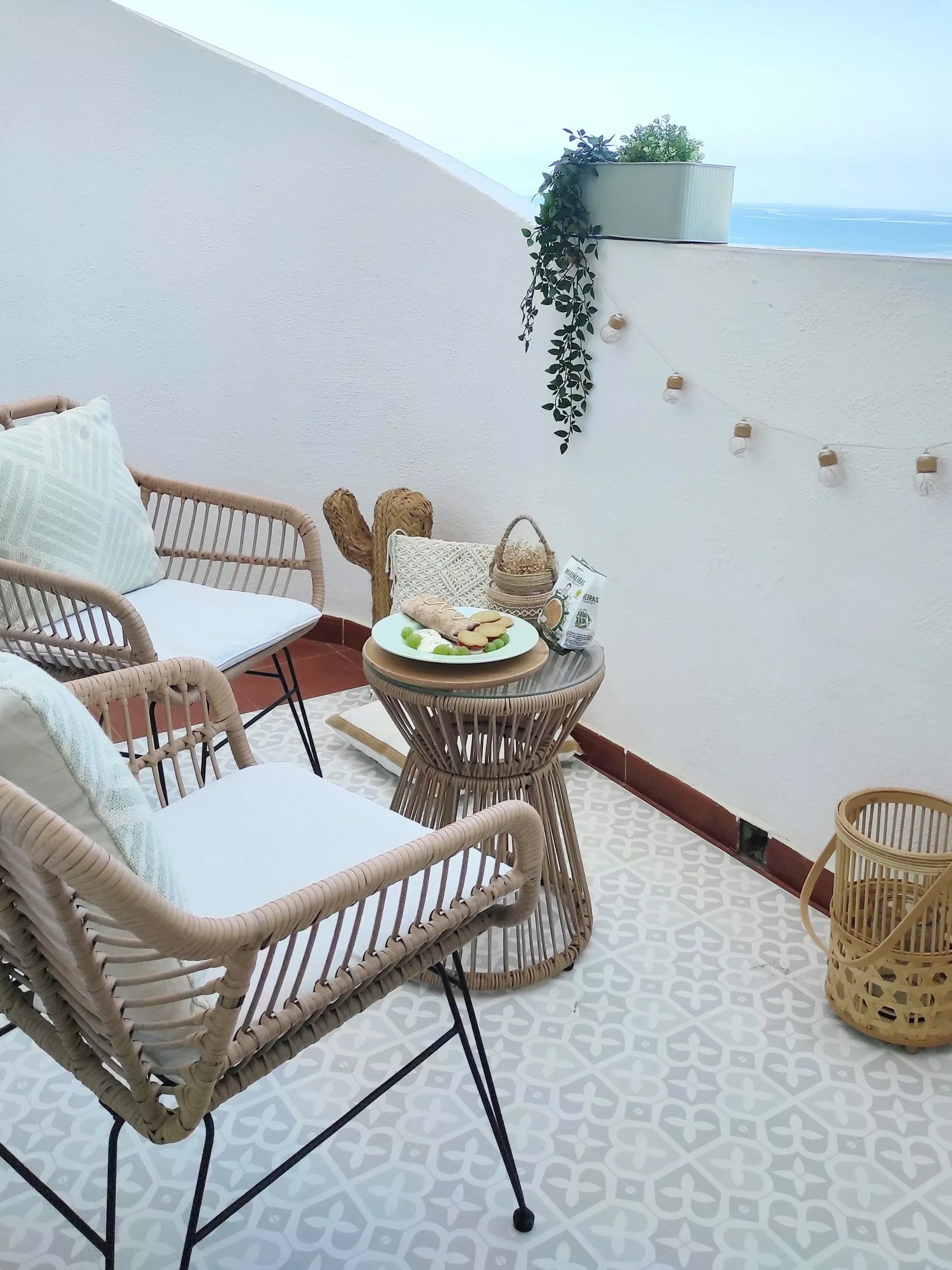 Beliani 2-istuttava Bistrosetti Polyrottinki Luonnonväri TRESTINA - Image 10