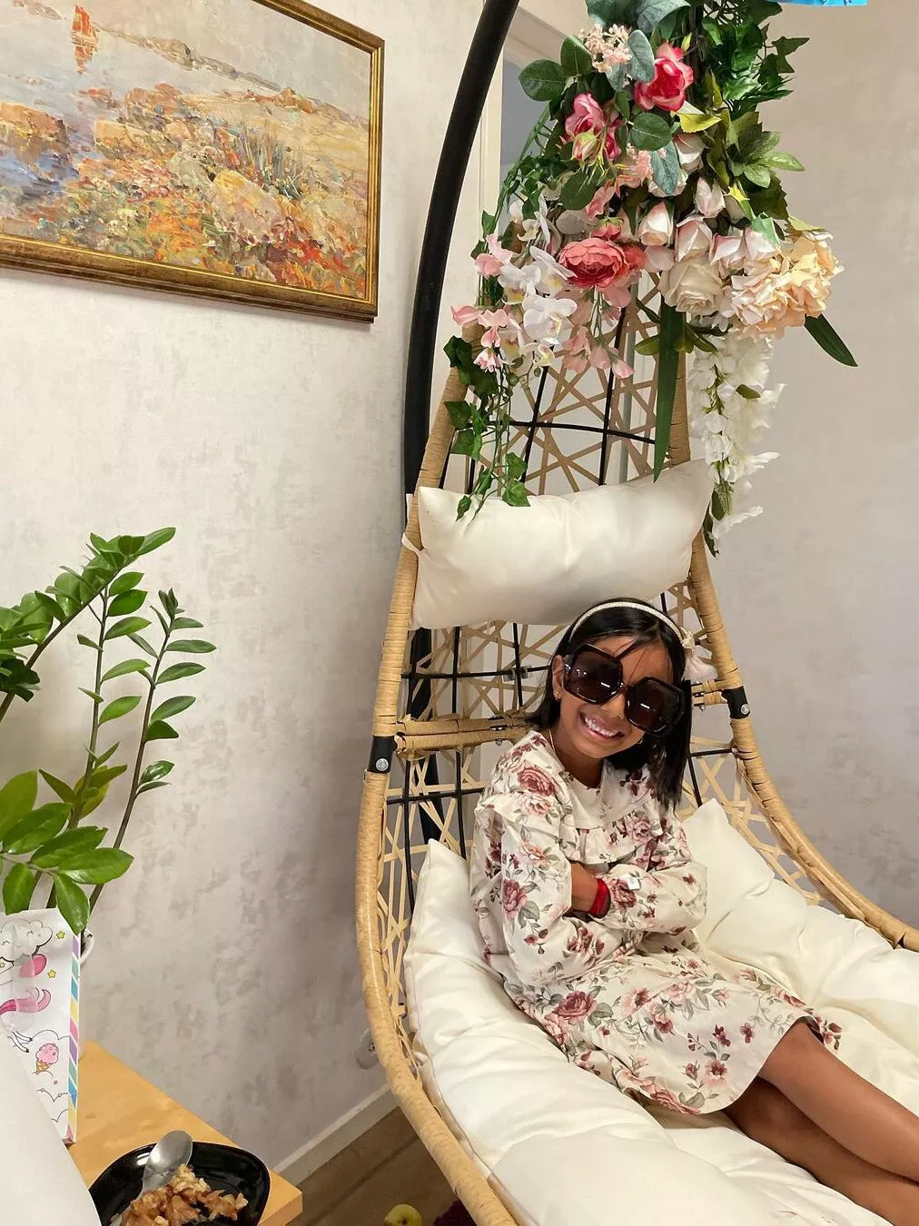 Beliani Riipputuoli Jalustalla Polyrottinki Luonnonväri ATRI II 7 Beliani Riipputuoli Jalustalla Polyrottinki Luonnonväri ATRI II - Image 5