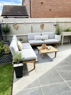 Beliani 4-istuttava Ulkosohvaryhmä Akasiapuu Harmaa FRASCATI -Ulkokalusteet myymälä undef src sa picid 831021 type whitesh image 1