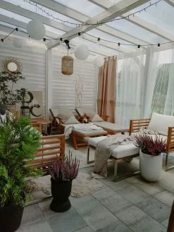 Beliani Akaasiapuinen Aurinkotuoli JAVA -Ulkokalusteet myymälä undef src sa picid 831741 type whitesh image