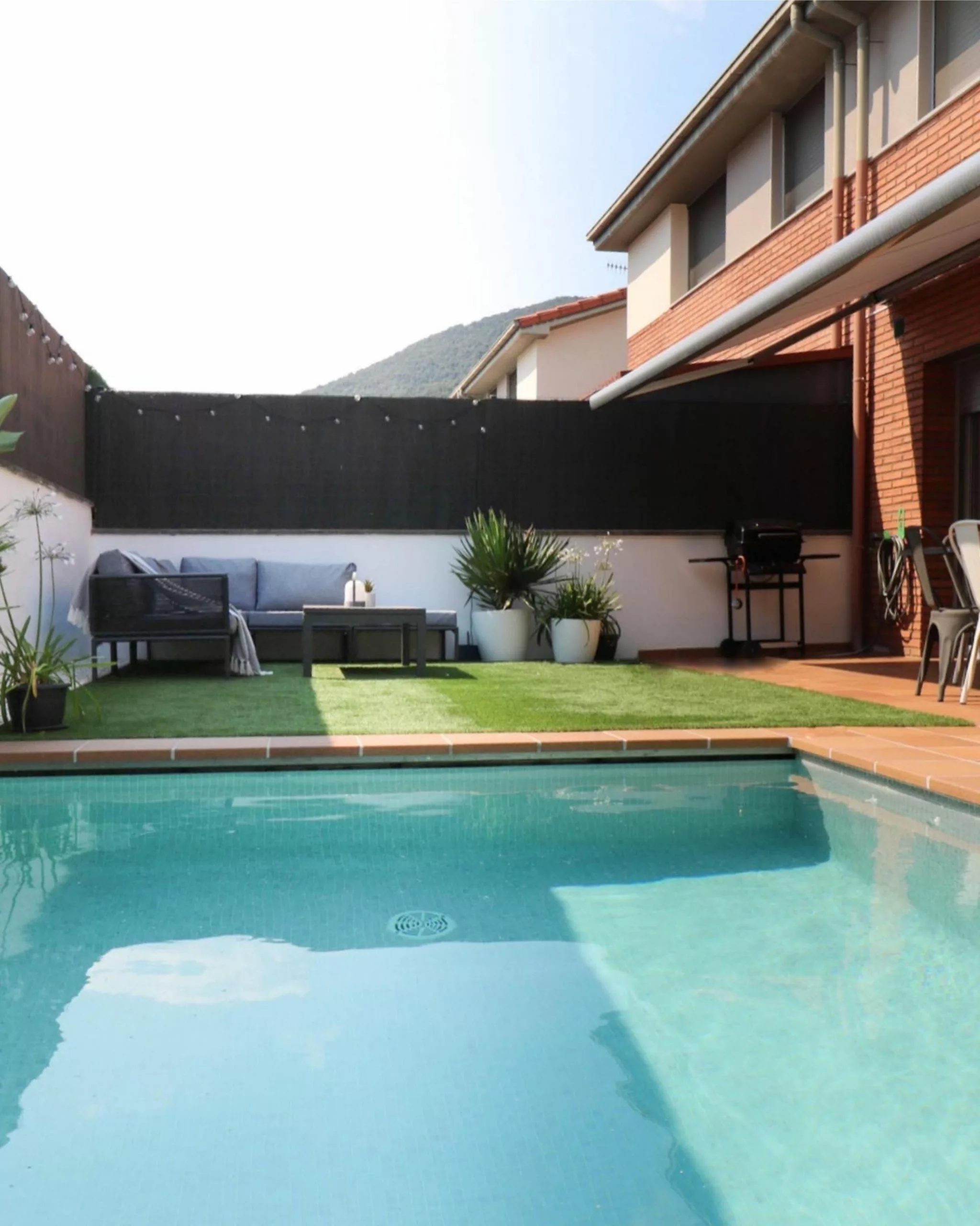 Beliani Puutarhasohvasetti 6-istuttava Alumiininen Harmaa FORANO 7 Beliani Puutarhasohvasetti 6-istuttava Alumiininen Harmaa FORANO - Image 5