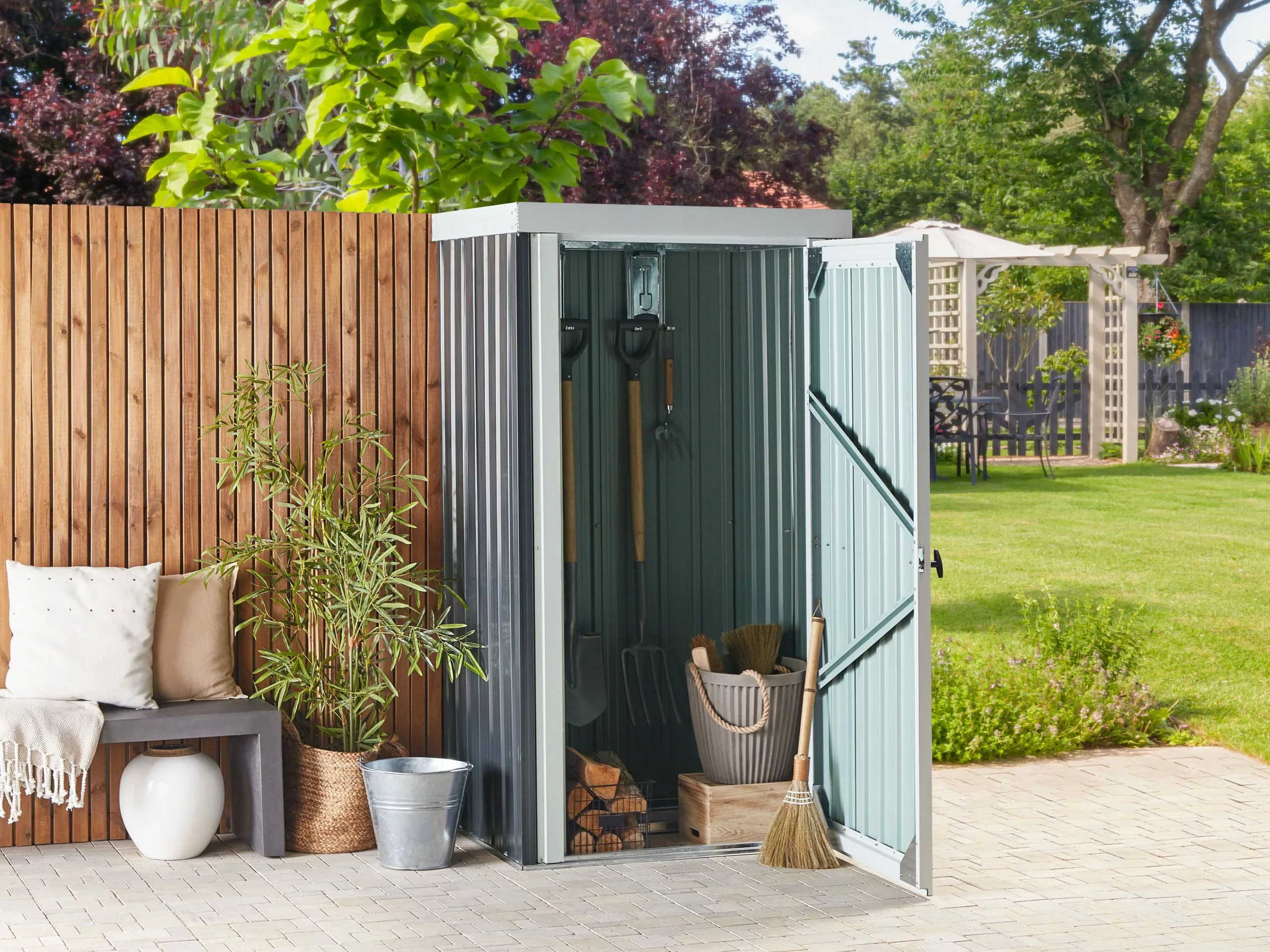 Beliani Puutarhavaja Teräs Grafiitinharmaa 98 X 180 Cm UMBRIA - Image 3